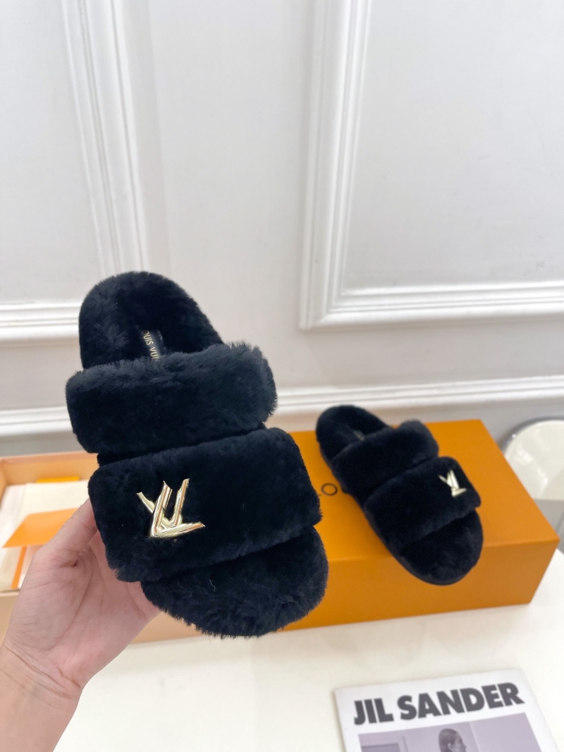 Louis Vuitton Slippers